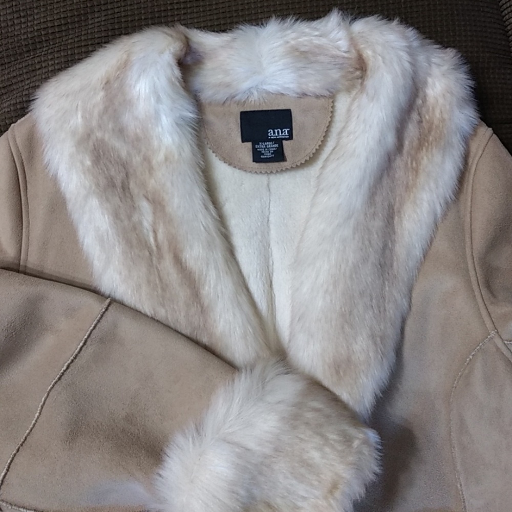 A.N.A. women's fur coat